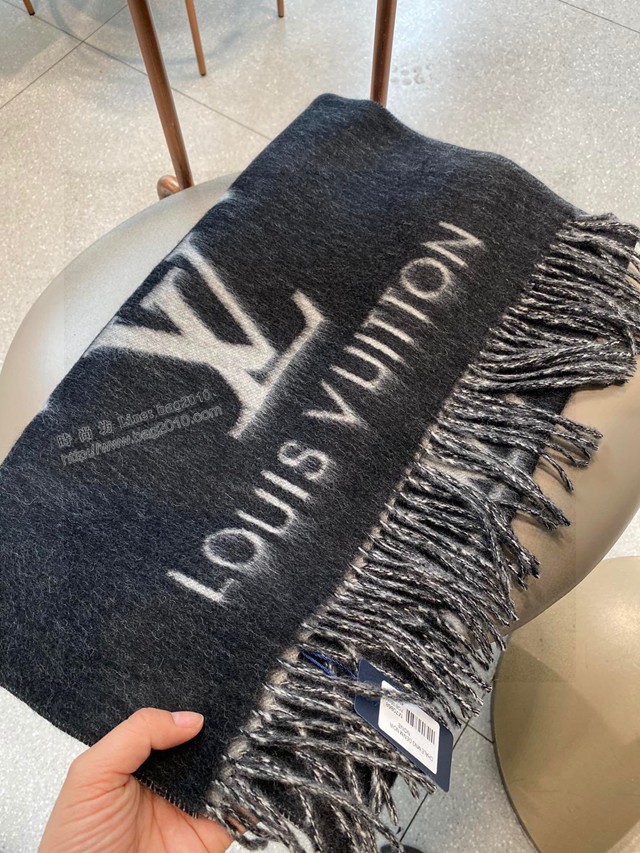 Louis Vuitton圍巾 路易威登Reykjavik披肩 LV水波紋百搭經典款雙面羊絨圍巾披肩  mmj1530